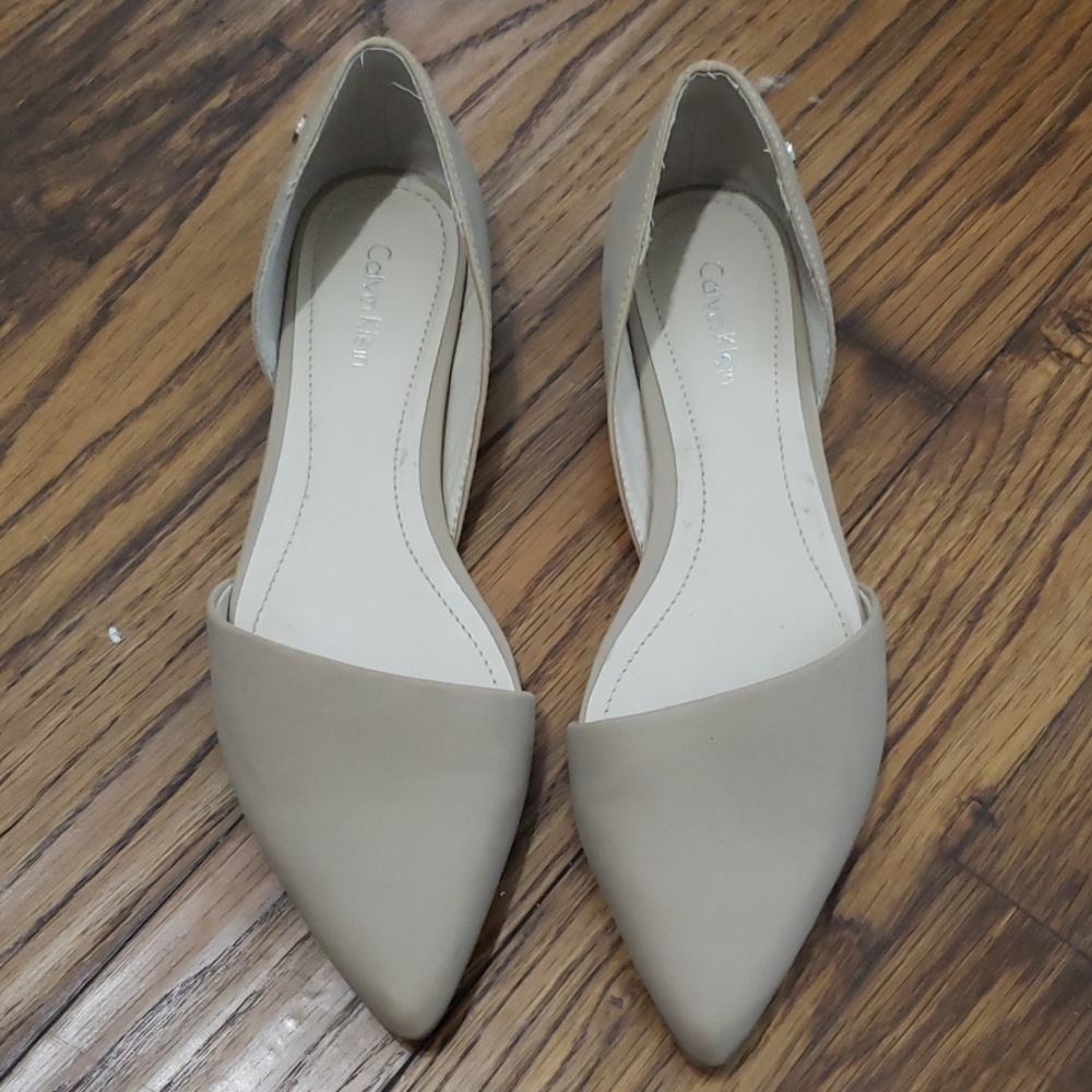 Hillaria Calvin Klein Flats